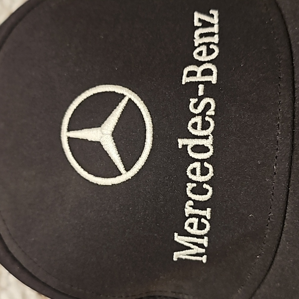 Mercedez-Benz Hat - Picture 5 of 16